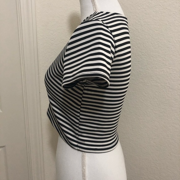 Forever 21 Striped Crop Top Layered - Picture 4 of 6